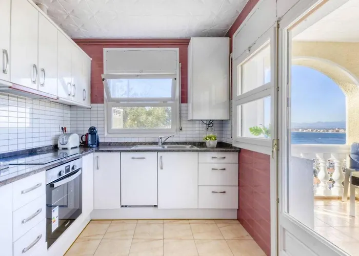 Vubel Modern * سان تروبيه